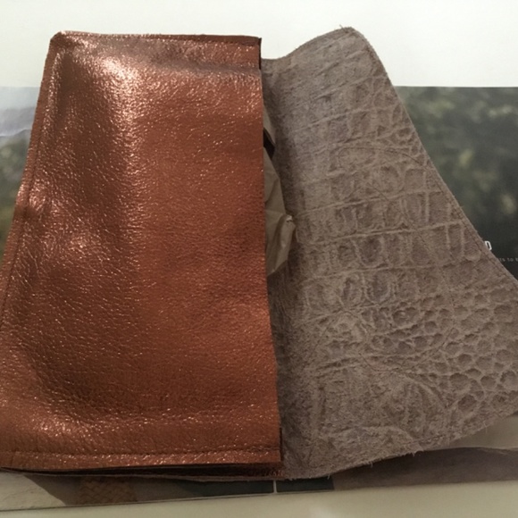 Weathered Soul Jewelry Artisan Crafted Copper Metallic Leather Clutch: Brand New - Picture 5 of 6